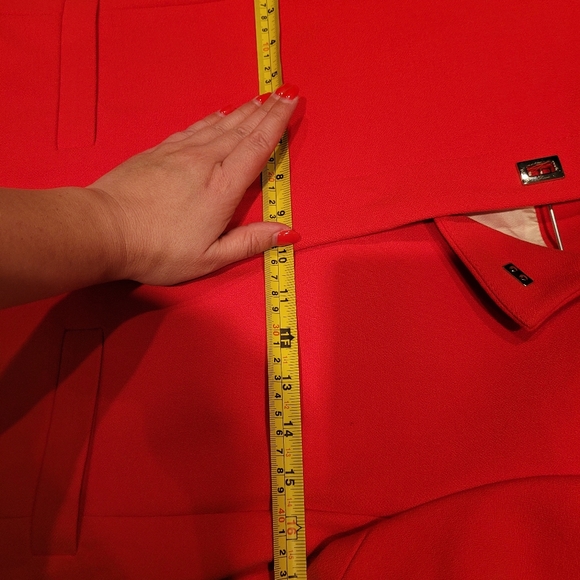 Gorgeous red jacket - Picture 5 of 6